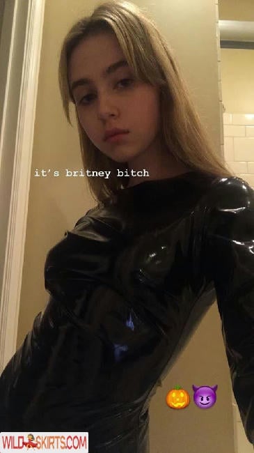 Clairo Claire Cottrill Clairo Nude Instagram Leaked Photo