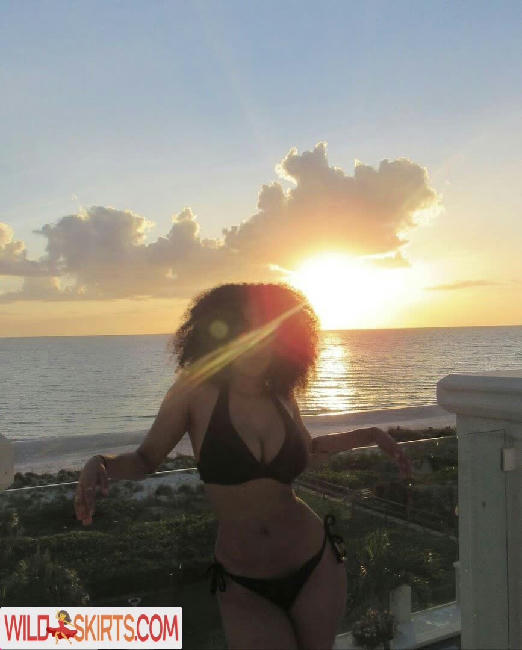 Aaliyeezy / aaliyeezy / theallierae nude OnlyFans, Instagram leaked photo #60