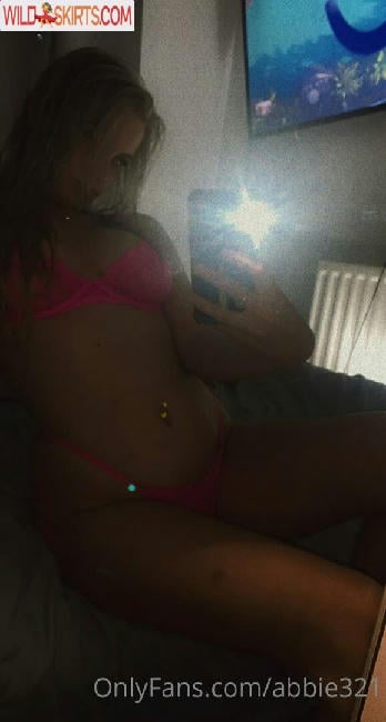 Abbie321 / abbie321 / abbieharrxx nude OnlyFans, Instagram leaked photo #8