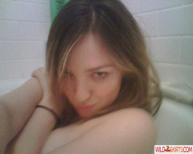 Abby Elliott / lilcutieforever nude Instagram leaked photo #1