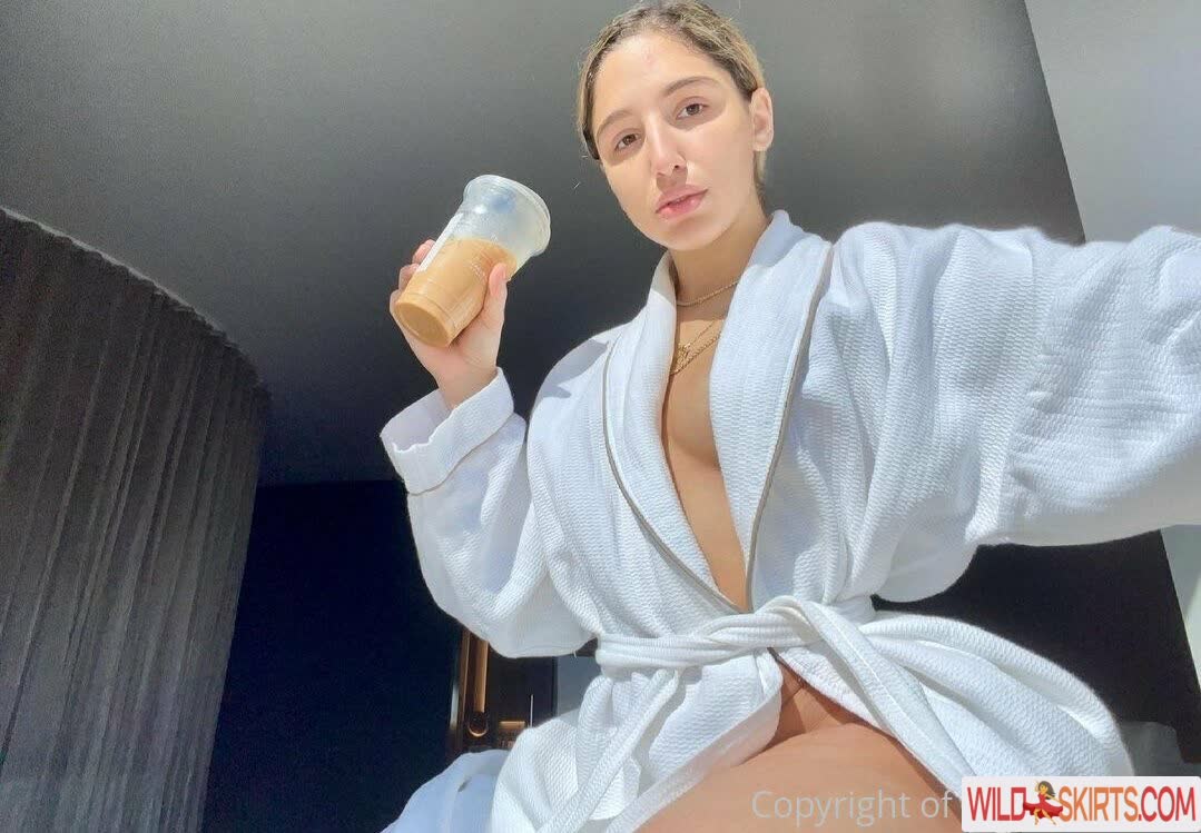 Abella Danger / abelladanger / dangersheabella / dangershewrote nude OnlyFans, Instagram leaked photo #9