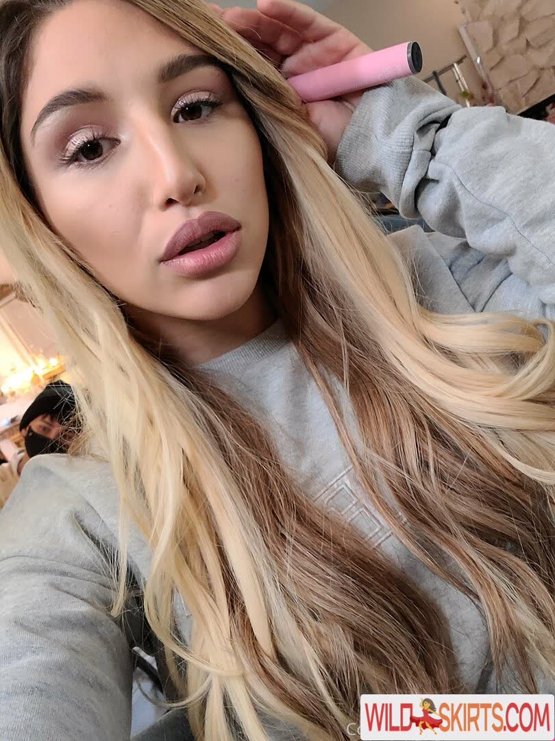 Abella Danger / abelladanger / dangersheabella / dangershewrote nude OnlyFans, Instagram leaked photo #15