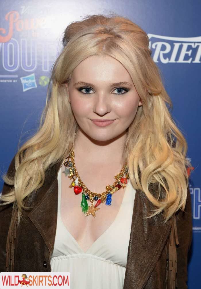 Abigail Breslin / abbienormal9 nude Instagram leaked photo #8