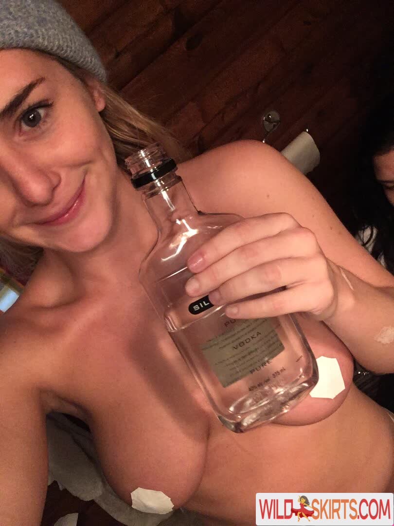 Addison Timlin / addison.timlin nude Instagram leaked photo #1