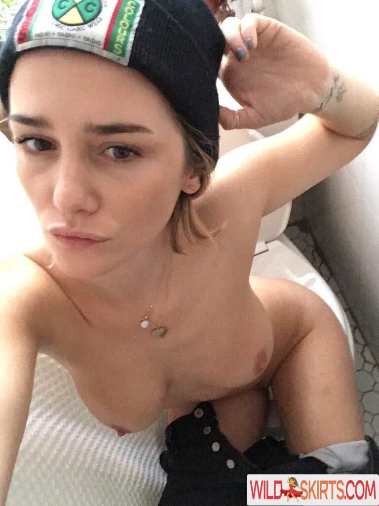 Addison Timlin nude leaked photo #10