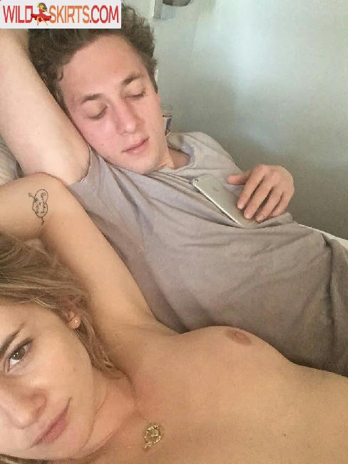 Addison Timlin / addison.timlin nude Instagram leaked photo #98