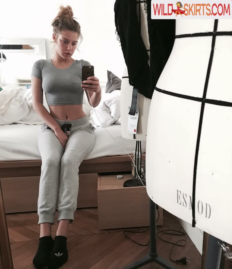 Adele Exarchopoulos / adeleexarchopoulos nude Instagram leaked photo #24