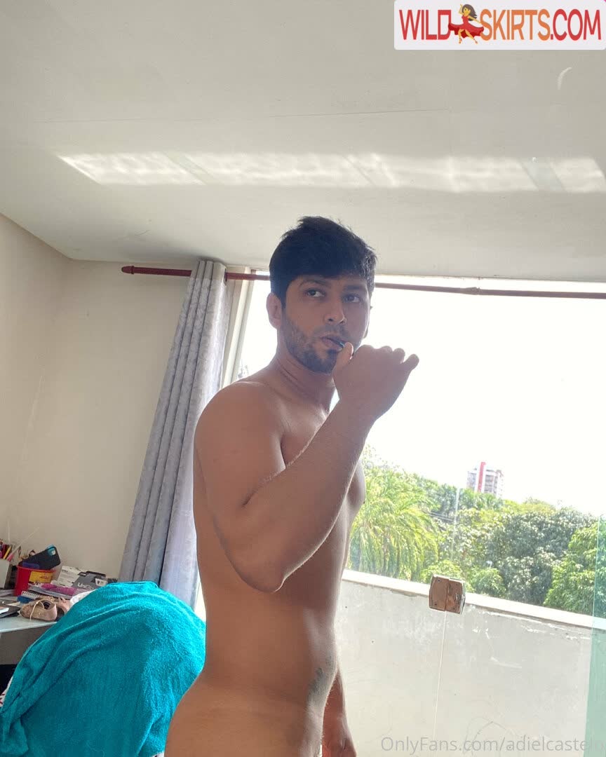 Adielcastelo nude leaked photo #33