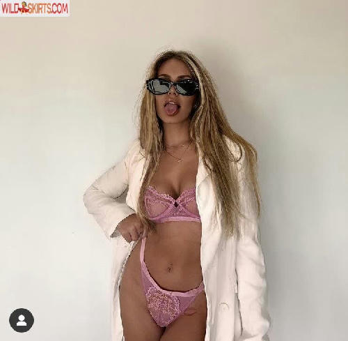 Adixia / adixia nude Instagram leaked photo #21
