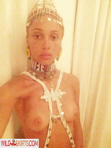 Adwoa Aboah / adwoaaboah nude Instagram leaked photo #6