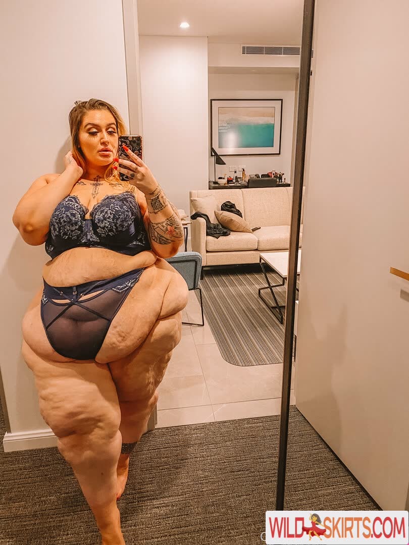 Afakasibbw nude leaked photo #21