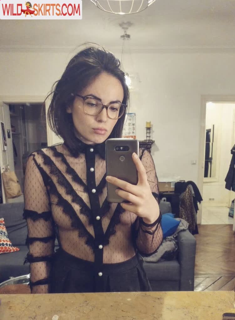 Agathe Auproux nude leaked photo #5