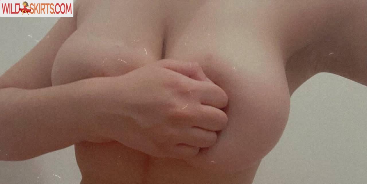 Ahlou nude leaked photo #21