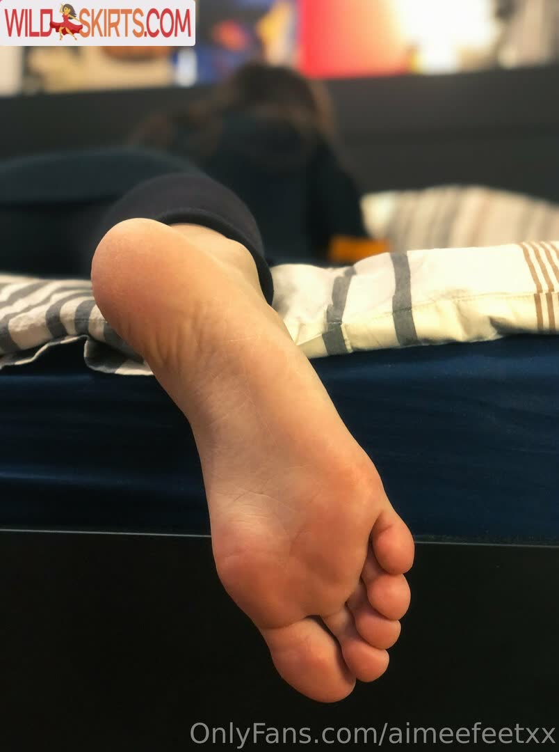 Aimeefeetxx nude leaked photo #16