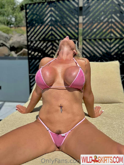 ainsleedivine / ainsleedivine / chasingainslee nude OnlyFans, Instagram leaked photo #103