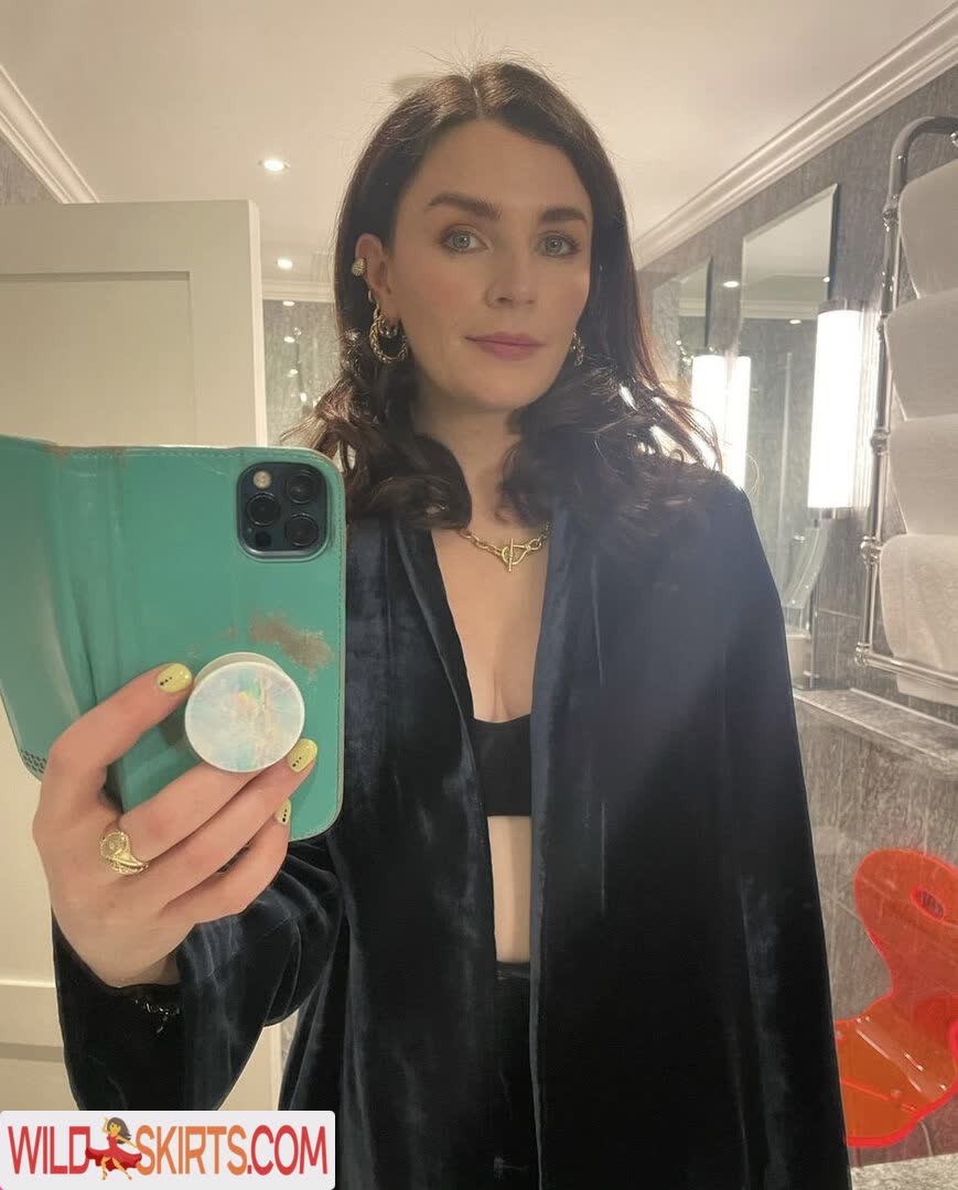 Aisling Bea nude leaked photo #37