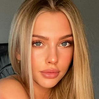 Alexa Breit avatar