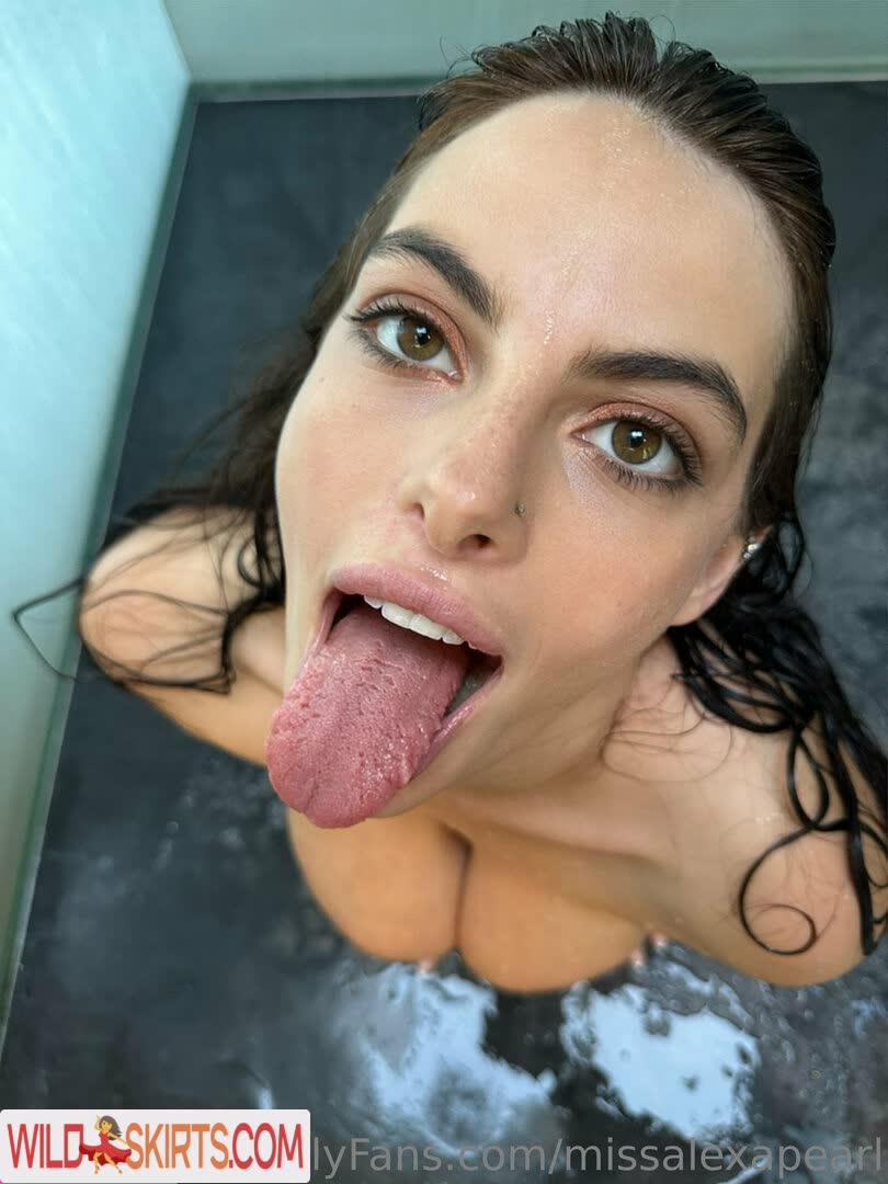 Alexa Pearl / Alexapearl / JosephX2k22 / alexa_pearlfans / missalexapearl nude OnlyFans, Instagram leaked photo #3944