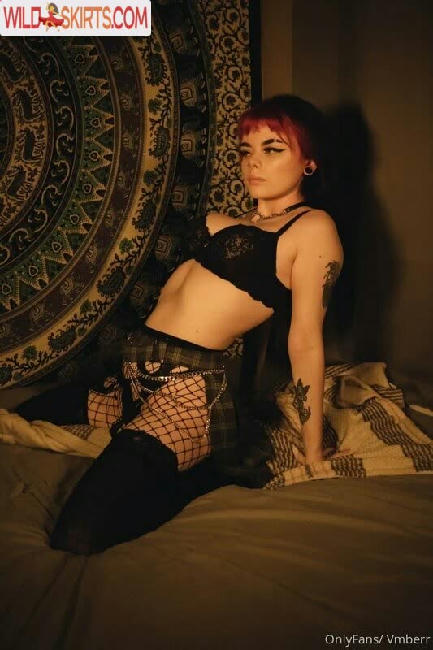 Alexaash / Little_red_rose / Vangog.h / alexaash / alexaashmusic nude OnlyFans, Instagram leaked photo #3