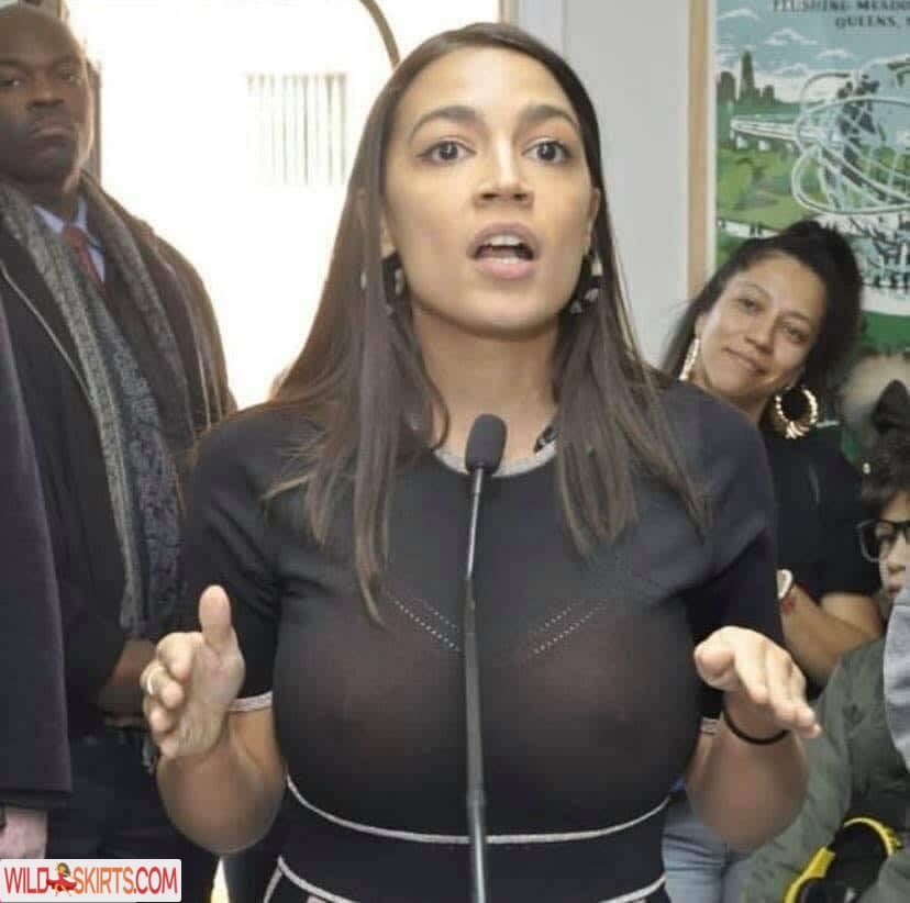 Alexandra Ocasio-Cortez / AOC nude Instagram leaked photo