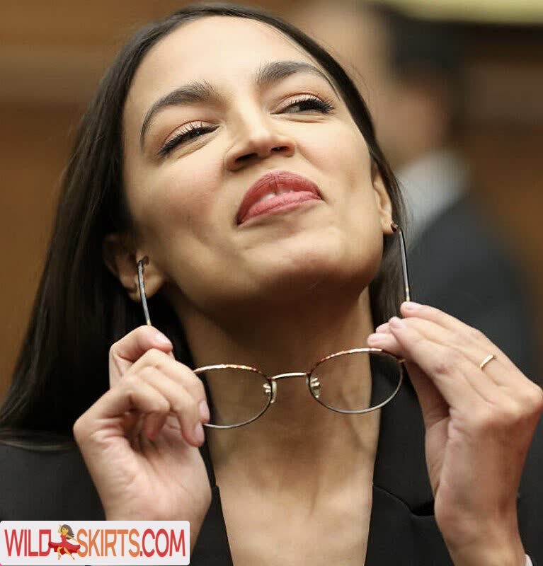 Alexandria Ocasio-Cortez nude leaked photo #19