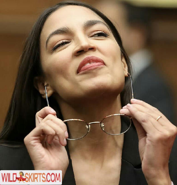 Alexandria Ocasio-Cortez / AOC nude Instagram leaked photo #19