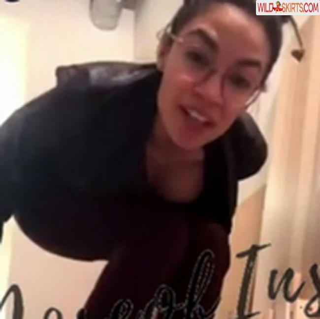 Alexandria Ocasio-Cortez / AOC nude Instagram leaked photo #61