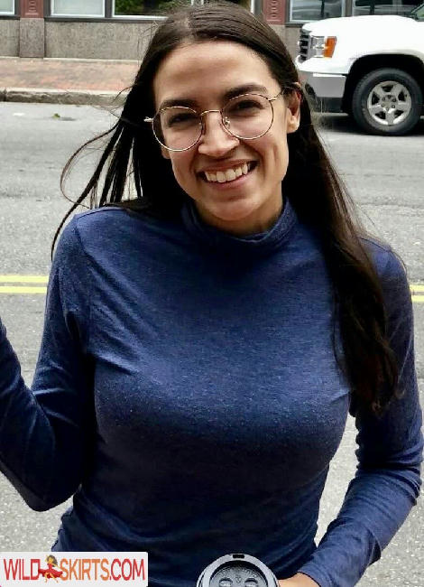 Alexandria Ocasio-Cortez / AOC nude Instagram leaked photo #99