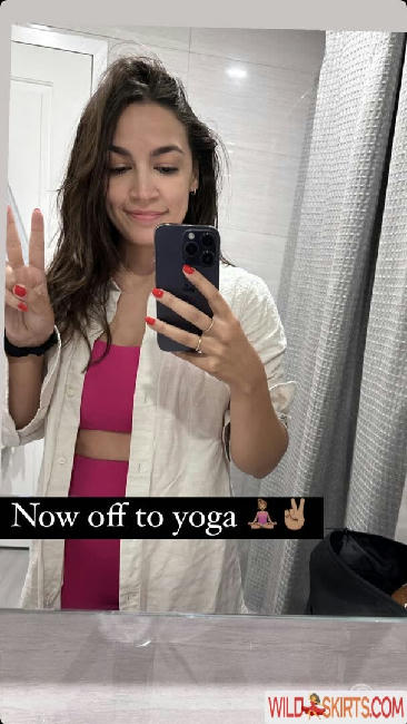 Alexandria Ocasio-Cortez / AOC nude Instagram leaked photo #190