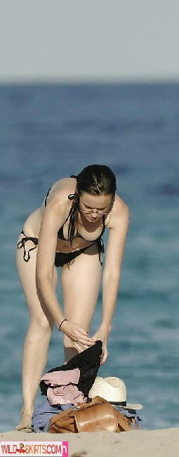 Alexis Bledel nude leaked photo #8