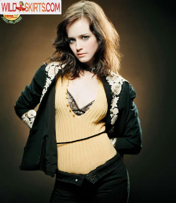 Alexis Bledel nude leaked photo #12