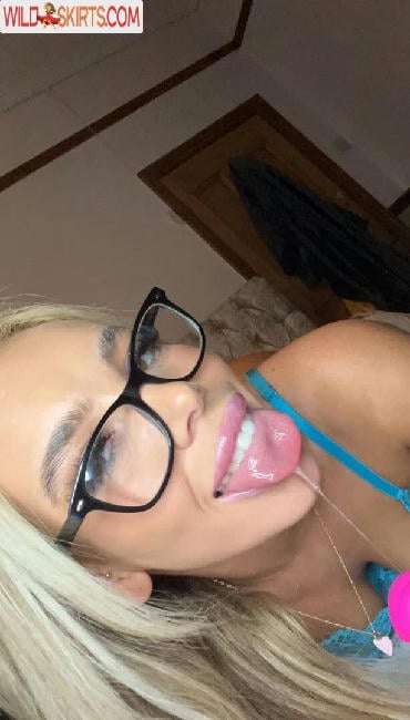 Alexis Reed / alexis-reed22 / lexi_lou_thur nude OnlyFans, Instagram leaked photo #5