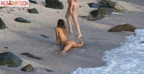 Alexis Ren / alexisren / alexisreng / alexxissren nude OnlyFans, Instagram leaked photo #192