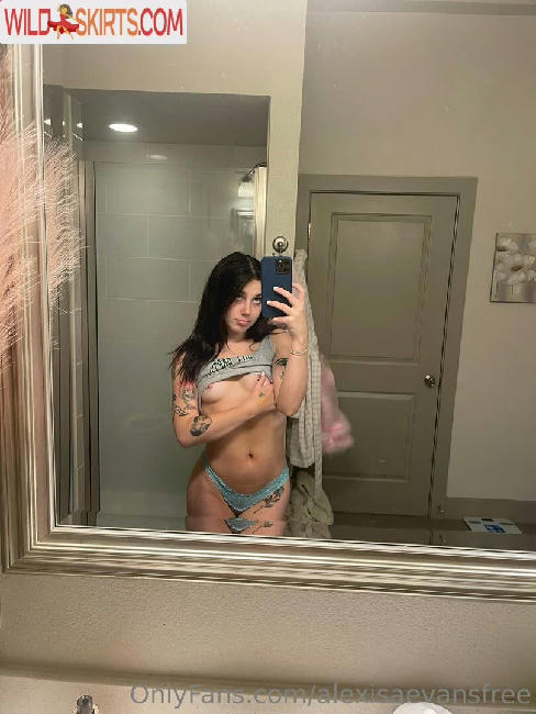 alexisaevansfree / alexisaevansfree / pove81 nude OnlyFans, Instagram leaked photo #9