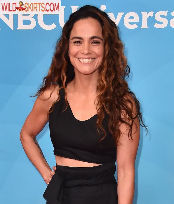 Alice Braga / alicebraga nude Instagram leaked photo #8