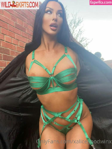 Alice Goodwin / xalicegoodwinx / xxalicegoodwinxx nude OnlyFans, Instagram leaked photo #7