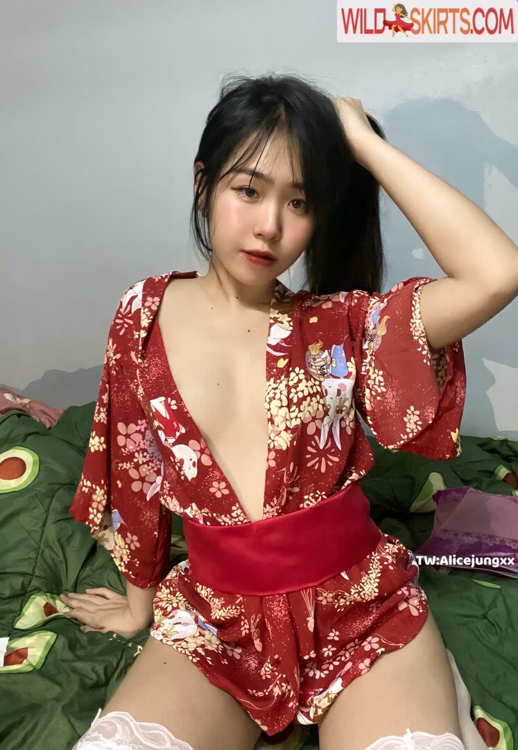 Alicejungxx nude leaked photo #16