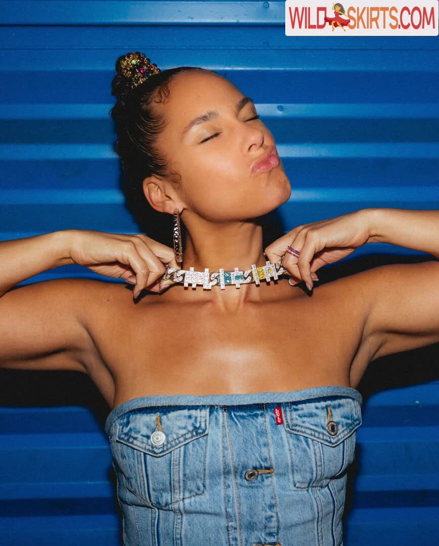 Alicia Keys / aliciakeys / ayxxxclusive nude OnlyFans, Instagram leaked photo #4