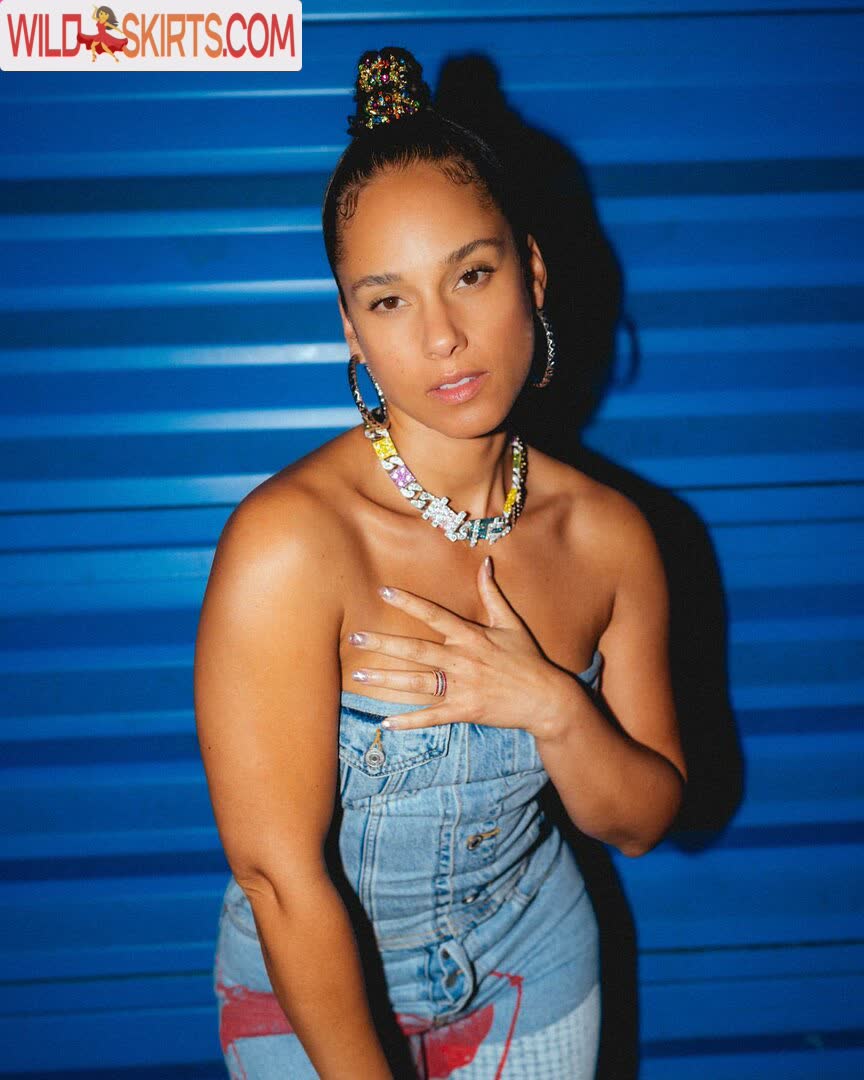 Alicia Keys / aliciakeys / ayxxxclusive nude OnlyFans, Instagram leaked photo #5