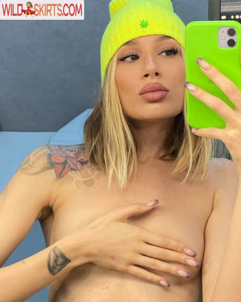 Alina Ostraya nude leaked photo #5