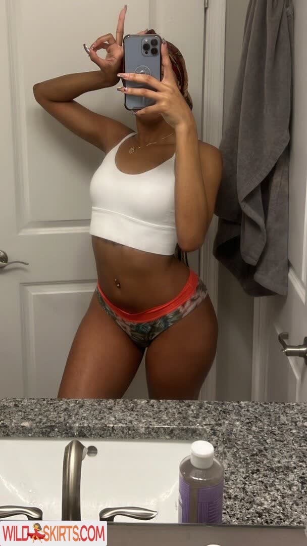 Alleyesondee / alleyesondeeeee / deeviousdee nude OnlyFans, Instagram leaked photo #2