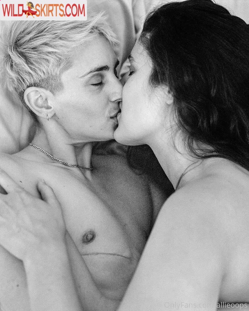 allieoops / allieoops / cummanifesto nude OnlyFans, Instagram leaked photo #20