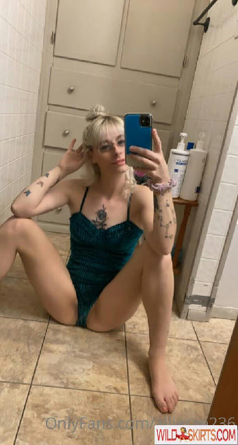 allierae236 / allierae236 / theallierae nude OnlyFans, Instagram leaked photo #26