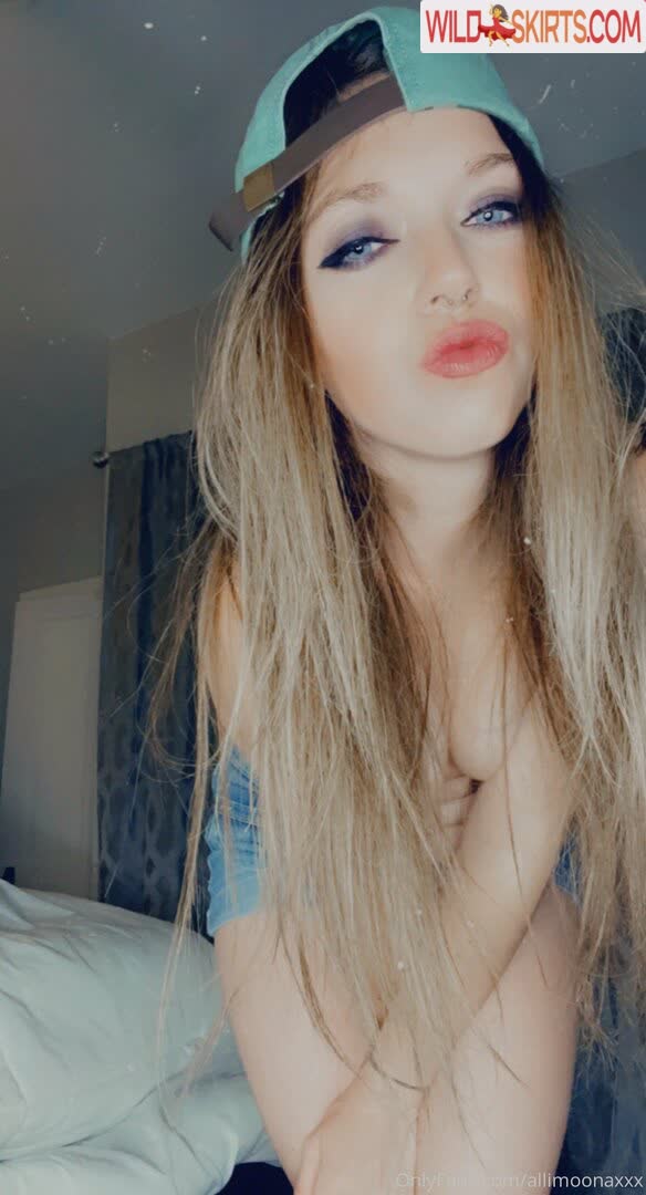 Allimoonaxxx nude leaked photo #98