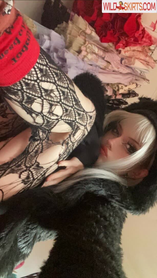 allmyheartbear / +:｡.ruby ʚ ♡ ɞ ⋆ ✧.｡ / allmyheartbear / myarykerx / usakumyawhore / usakyumawhore nude OnlyFans, Instagram leaked photo #9