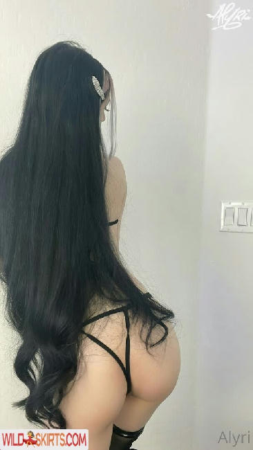 Alyri / Alyri_tv / alyri nude OnlyFans, Instagram leaked photo #1