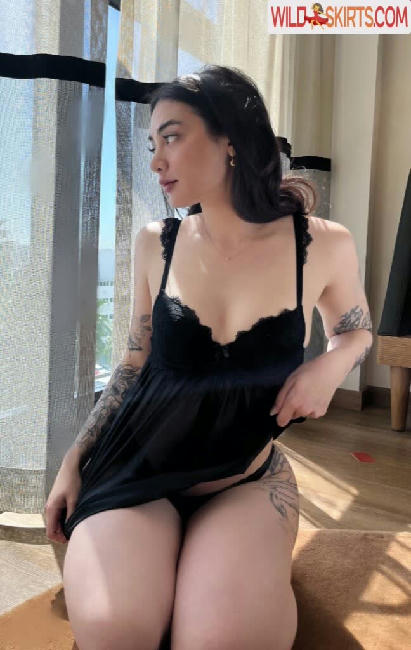 Alyska / alyskaplays nude Instagram leaked photo #25