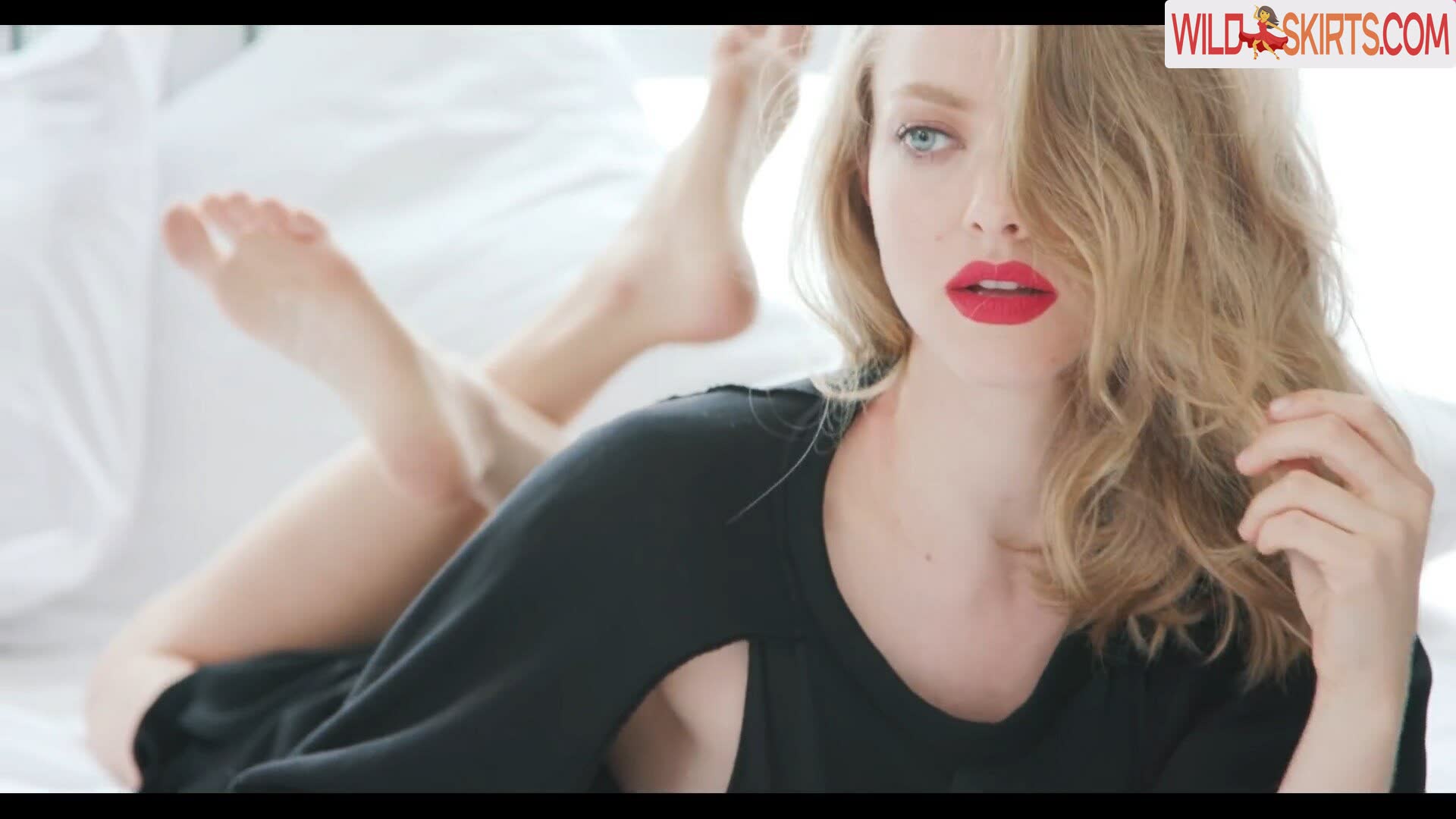 Amanda Seyfried / amandaseyfried / mingey nude Instagram leaked photo #12