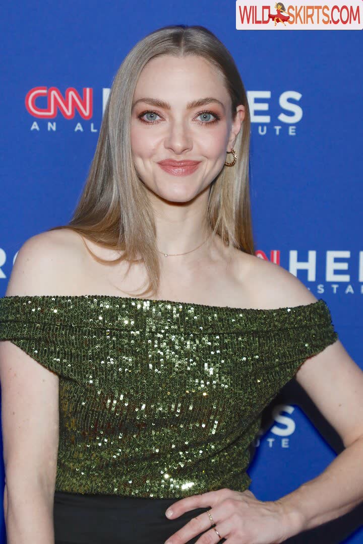 Amanda Seyfried / amandaseyfried / mingey nude Instagram leaked photo #5