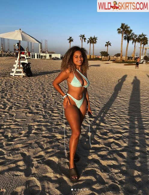 Amber Gill / amberrosegill nude Instagram leaked photo #20